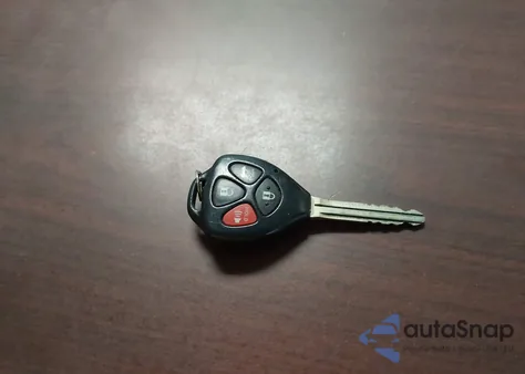 2010 Toyota Corolla Le z USA, uszkodzony, nr VIN 1NXBU4EEXAZ356356